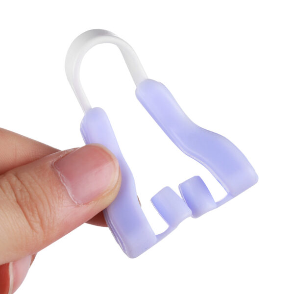 Magic Nose Shaper Clip – Silicone Lifting Tool for a Slimmer, Straightened Nose - Image 7